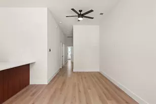 4728 Sunbeam St, Houston, TX 77033 - Photo 8