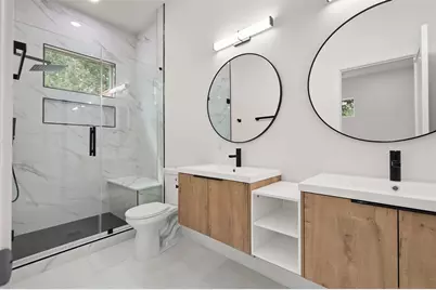 4728 Sunbeam Street, Houston, TX 77033 - Photo 12