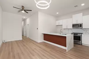 4728 Sunbeam St, Houston, TX 77033 - Photo 10