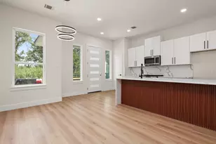 4728 Sunbeam St, Houston, TX 77033 - Photo 6