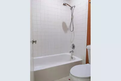 11711 Memorial Drive #133, Houston, TX 77024 - Photo 18