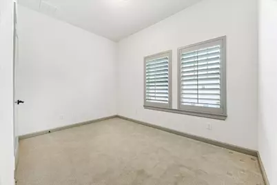 8706 Strongoak Lane, Houston, TX 77055 - Photo 26