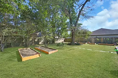 131 Kellyn Oaks Drive, Conroe, TX 77306 - Photo 6