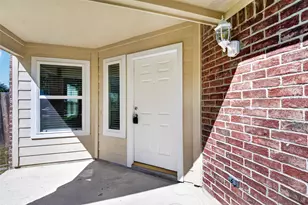 12615 Verdant Brook Dr, Houston, TX 77085 - Photo 4
