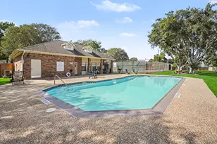 903 Live Oak Ln, Seabrook, TX 77586 - Photo 38