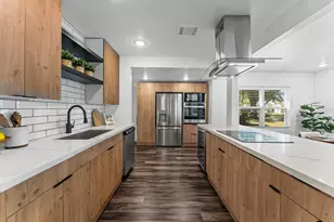 4826 Culmore Dr, Houston, TX 77021 - Photo 2