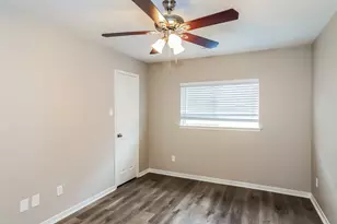 5113 Orange Blossom Ct, League City, TX 77573 - Photo 12