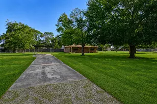 5406 Avenue C, Crosby, TX 77532 - Photo 16
