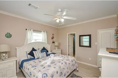 3346 Pirates Cove, Crystal Beach, TX 77650 - Photo 20