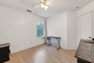 6626 Stonecross Creek Ln, Katy, TX 77449 - Photo 32