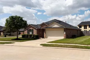 2022 Wellfleet Xing, Fresno, TX 77545 - Photo 2