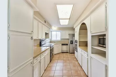 2253 River Valley Drive, West Columbia, TX 77486 - Photo 18