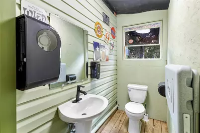 4605 Fm 563, Anahuac, TX 77514 - Photo 24