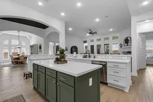 4803 Bernard Dr, Manvel, TX 77583 - Photo 4