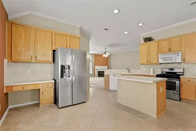 10311 Sawyers Crossing Lane, Sugar Land, TX 77498 - Photo 6