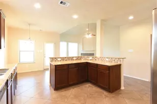 118 E Lasting Spring Cir, Spring, TX 77389 - Photo 10