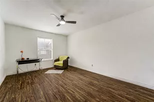 830 Threadneedle St, Houston, TX 77079 - Photo 36