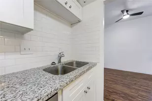 830 Threadneedle St, Houston, TX 77079 - Photo 20