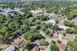 400 Sandra Dr, Brenham, TX 77833 - Photo 40