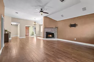 5010 Deer Point Dr, Spring, TX 77389 - Photo 14