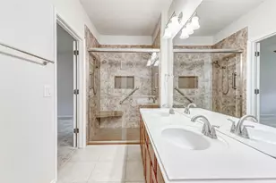13600 Breton Ridge St, Houston, TX 77070 - Photo 20