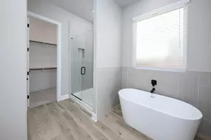 1915 June Lk Ln, Iowa Colony, TX 77583 - Photo 6