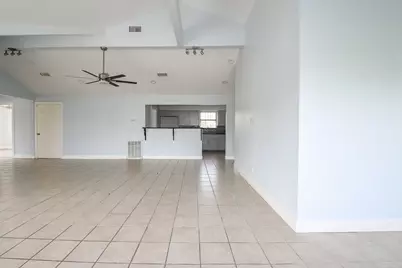 1615 Railroad Street, Dickinson, TX 77539 - Photo 8