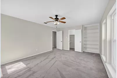 4800 Oak Hollow Street, Baytown, TX 77521 - Photo 14