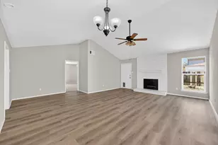 4800 Oak Hollow St, Baytown, TX 77521 - Photo 30