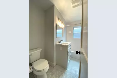 1818 Mill Creek Drive, Houston, TX 77008 - Photo 12