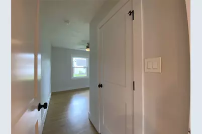 1818 Mill Creek Drive, Houston, TX 77008 - Photo 10