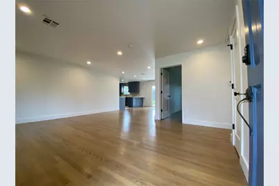 1818 Mill Creek Drive, Houston, TX 77008 - Photo 2