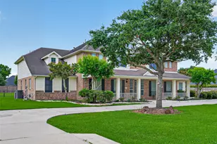 26210 Cloverland Park Ln, Cypress, TX 77433 - Photo 2