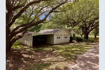 16103 Highway 36, Needville, TX 77461 - Photo 20