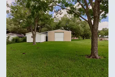 16103 Highway 36, Needville, TX 77461 - Photo 14