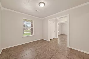 9046 Smokehollow Dr, Houston, TX 77064 - Photo 6