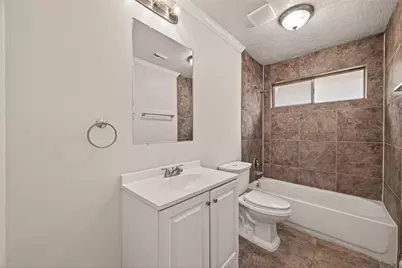 9046 Smokehollow Drive, Houston, TX 77064 - Photo 24