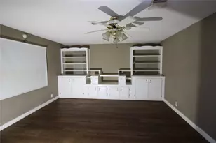 401 E 5th St, Sweeny, TX 77480 - Photo 10