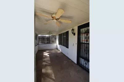 401 E 5th St, Sweeny, TX 77480 - Photo 4