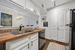 1601 Shepherd, Houston, TX 77019 - Photo 6