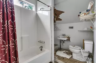713 Fairbanks St, Houston, TX 77009 - Photo 26