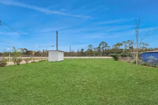 900 S Circle Dr, Baytown, TX 77520 - Photo 36