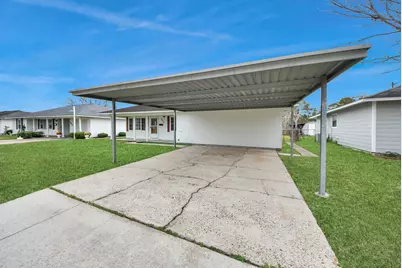 900 S Circle Drive, Baytown, TX 77520 - Photo 6