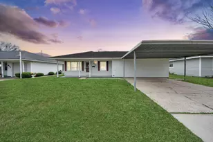 900 S Circle Dr, Baytown, TX 77520 - Photo 1