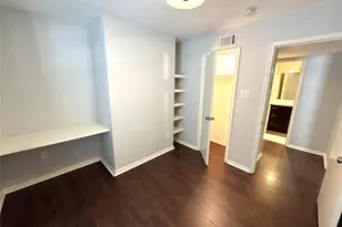 2750 Holly Hall St, Houston, TX 77054 - Photo 18