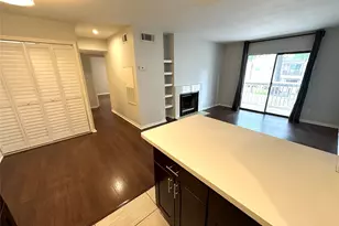 2750 Holly Hall St, Houston, TX 77054 - Photo 12