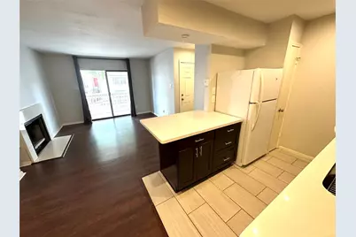 2750 Holly Hall Street #704, Houston, TX 77054 - Photo 8