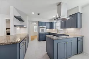 5706 Capello Dr, Houston, TX 77035 - Photo 8