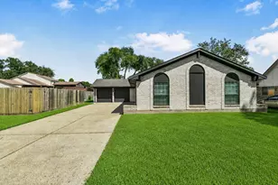 5003 Colombia Dr, Pasadena, TX 77505 - Photo 2