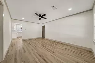 6638 Thornwall St, Houston, TX 77092 - Photo 4